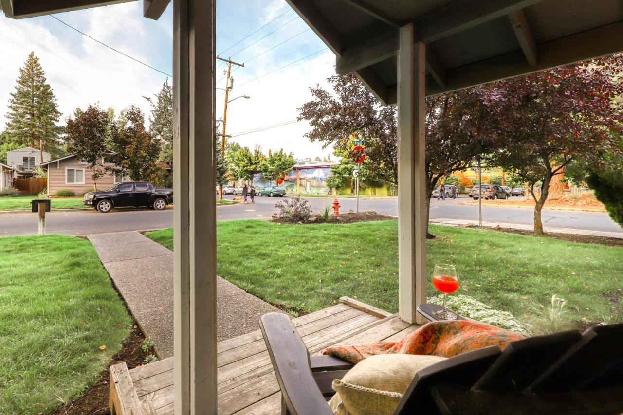 Perfectly Placed Plum Cottage Bend Exterior photo
